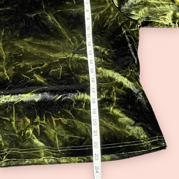 90s/ Y2K Vintage Mockneck Velour Shirt - Picture 5 of 6